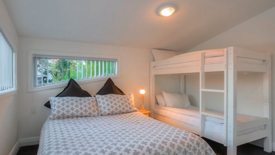 Hensman Haven - Queenstown Holiday Home