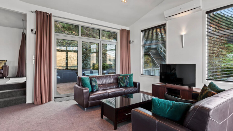 Paradise Peaks - Queenstown Holiday Home