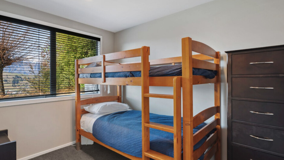 Paradise Peaks - Queenstown Holiday Home