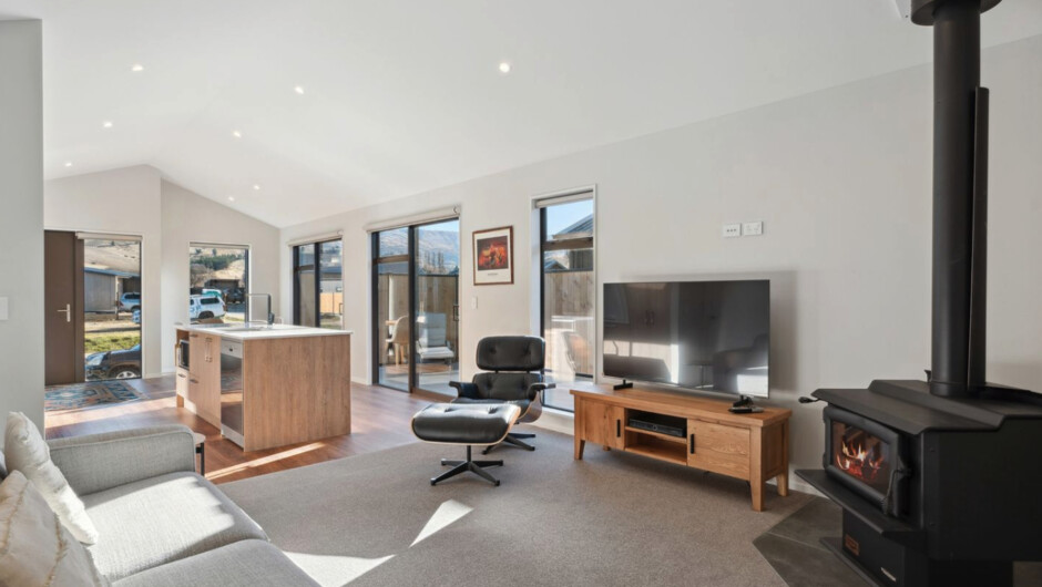 Magnum Escape - Cromwell Holiday Home
