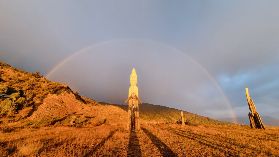 Experience the magic of our sacred carvings as the world’s first light touches the mountain. Hear the legends of Māui brought to life in a truly unforgettable setting.