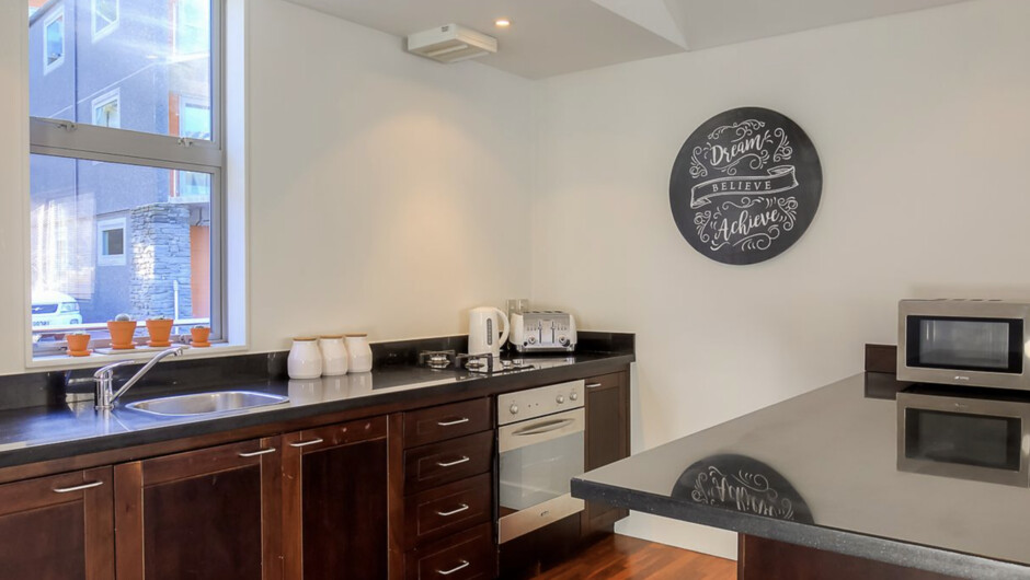 Alpine Vista - Queenstown Holiday Home