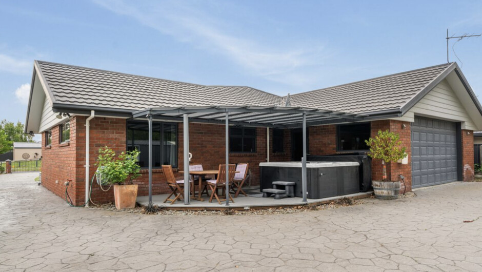 Greenways Escape - Cromwell Holiday Home