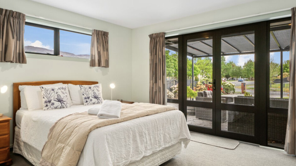 Greenways Escape - Cromwell Holiday Home