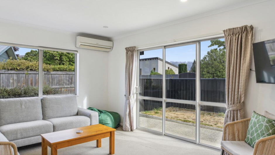 Calm at Leitrum - Cromwell Holiday Home