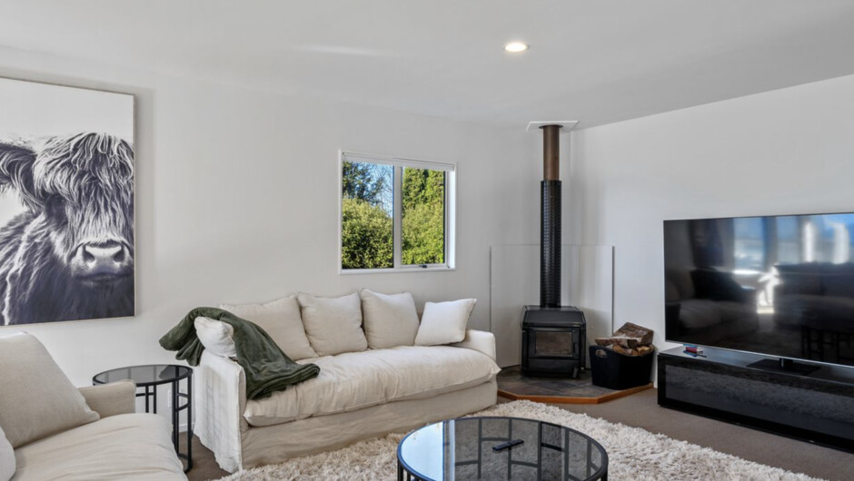 Hensman House - Queenstown Holiday Home