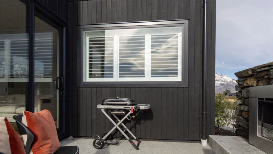 Golfers and Skiers Retreat - Jacks Point Home