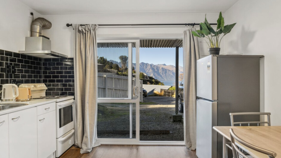 Fernhill Hideaway - Queenstown Mountain Serenity