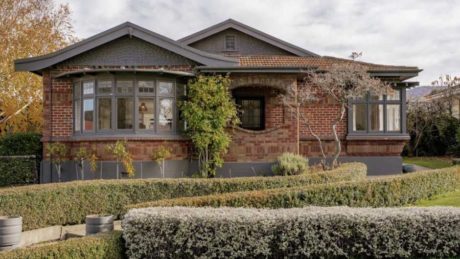 Lakeside Retreat - Cromwell Holiday Home