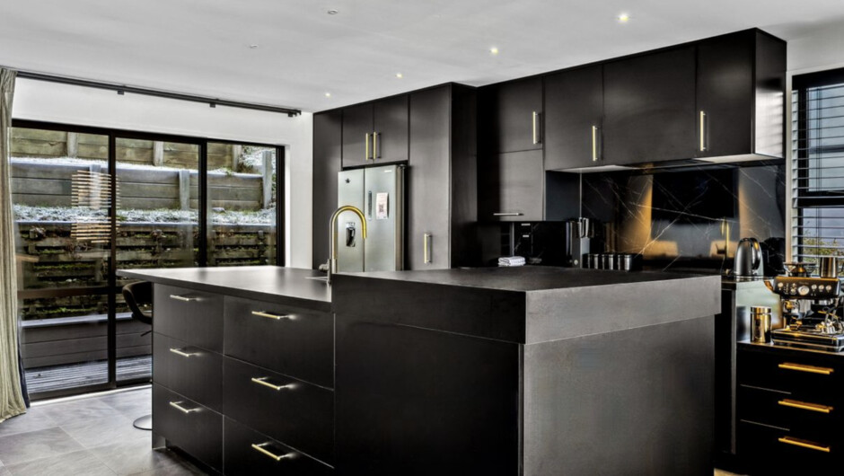 Alpine Luxe - Queenstown Holiday Home