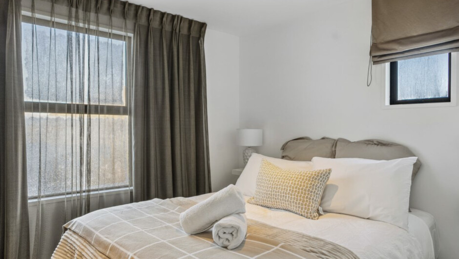 Alpine Luxe - Queenstown Holiday Home