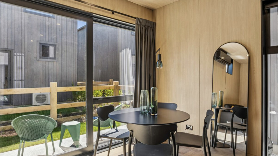 Pinnacle Peaks - Queenstown Holiday Home