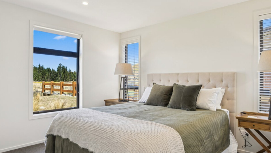 Dancing Tussock Escape - Cromwell Holiday Home