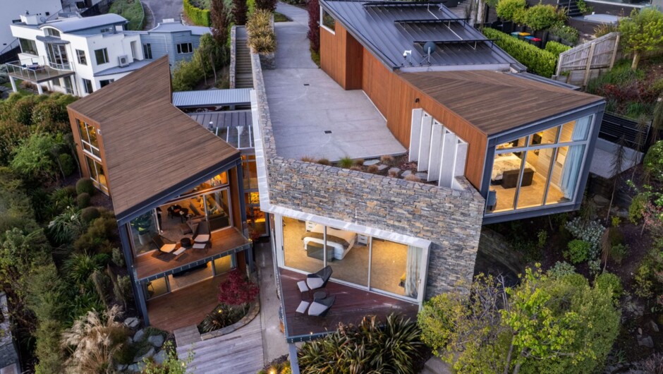Ladena Queenstown