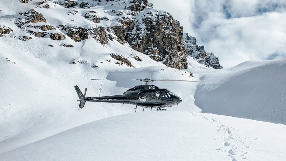 Alpine snow landing