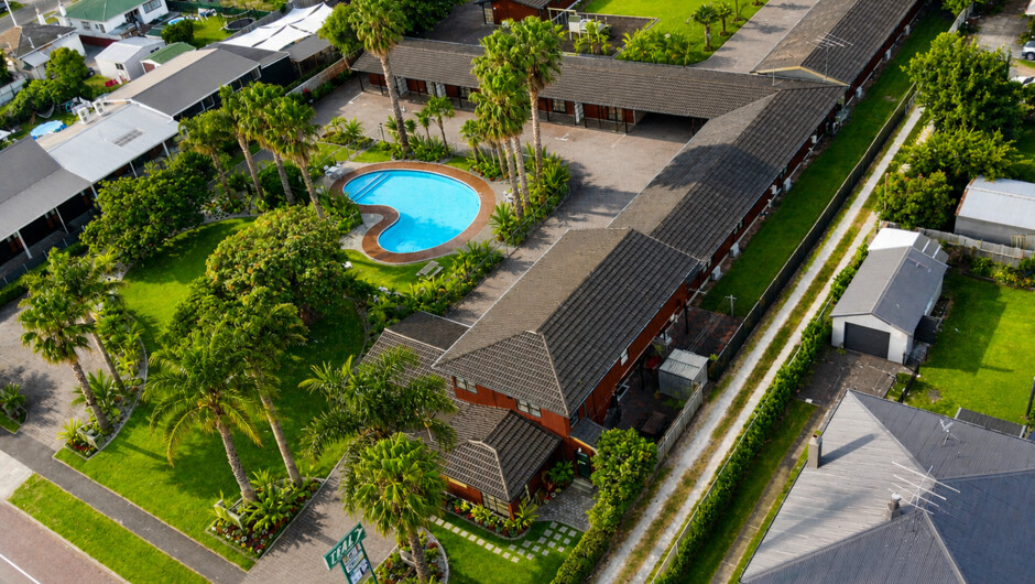 Teal Motor Lodge