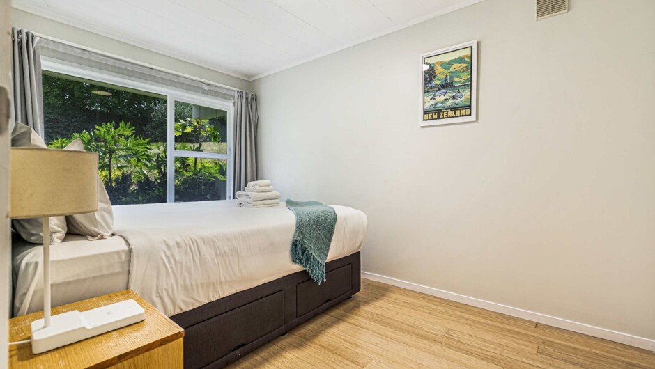 1 bedroom with king bed
