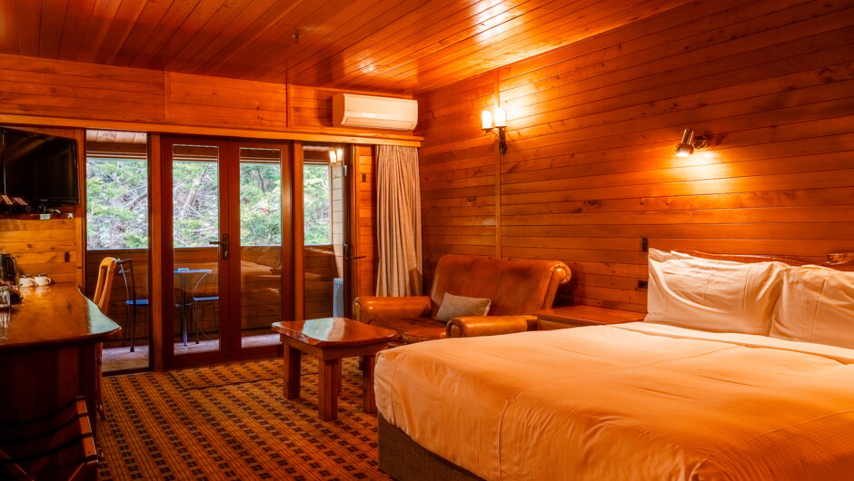 Queen Suite with Balcony (upon request)