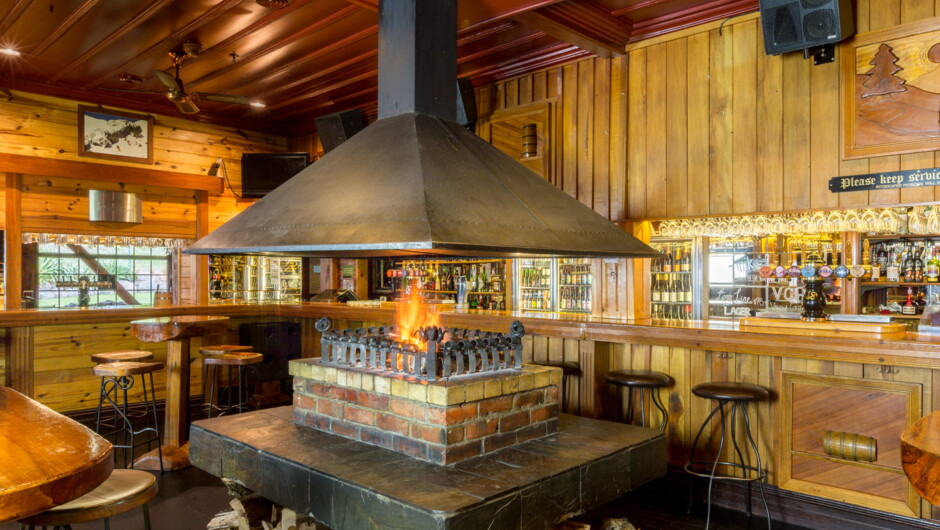 Powderkeg Bar &amp; Restaurant