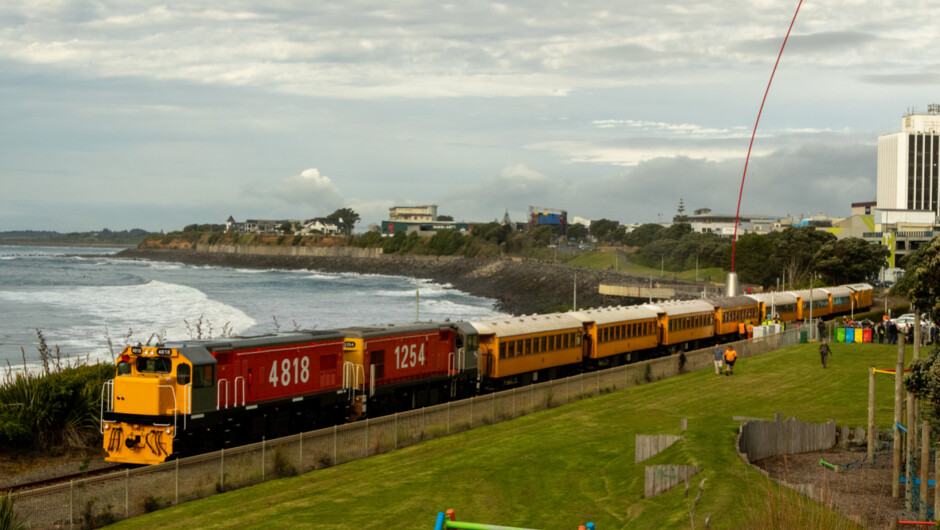 GVR Tour Train arrives in to New Plymouth