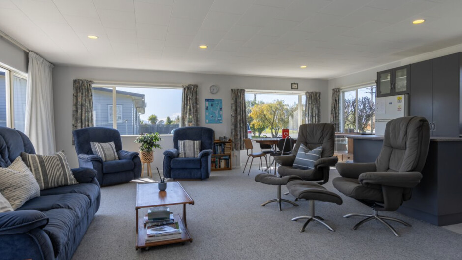 Kepler Retreat - Te Anau Holiday Home