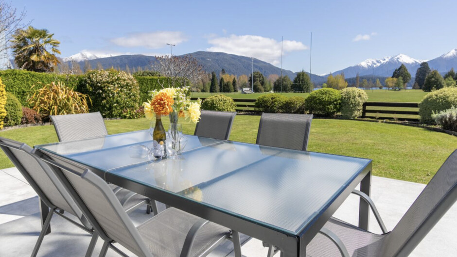 Kepler Retreat - Te Anau Holiday Home