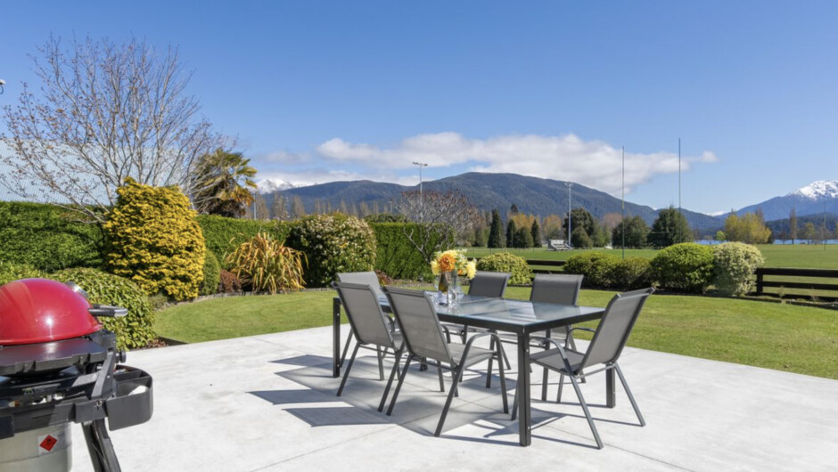 Kepler Retreat - Te Anau Holiday Home