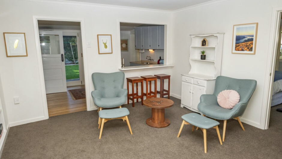 Hop, Skip and Jump to the Lake - Te Anau House