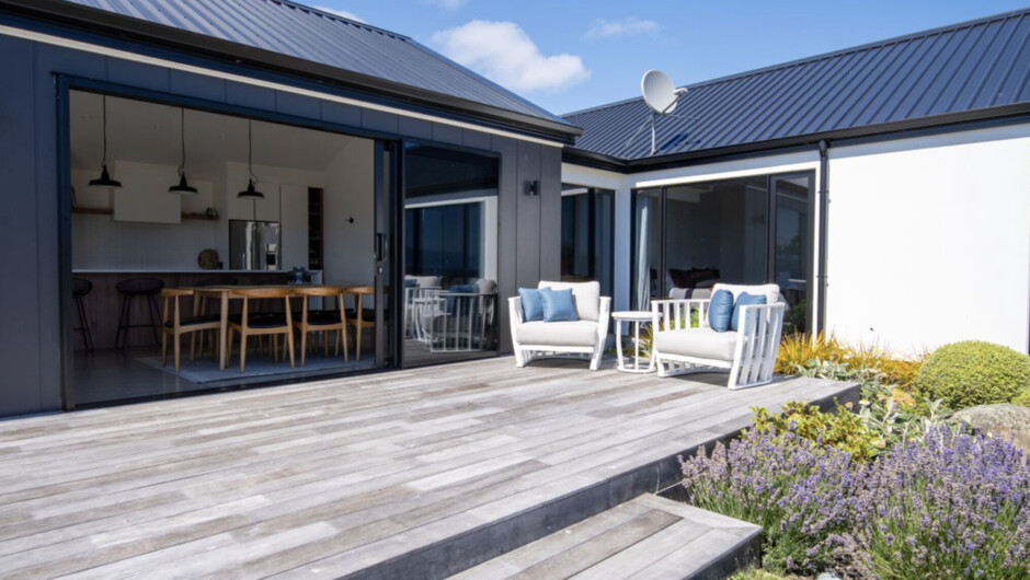 Lake House - Te Anau Holiday Home