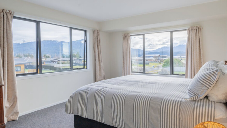 Acheron Homestead - Te Anau Holiday Home