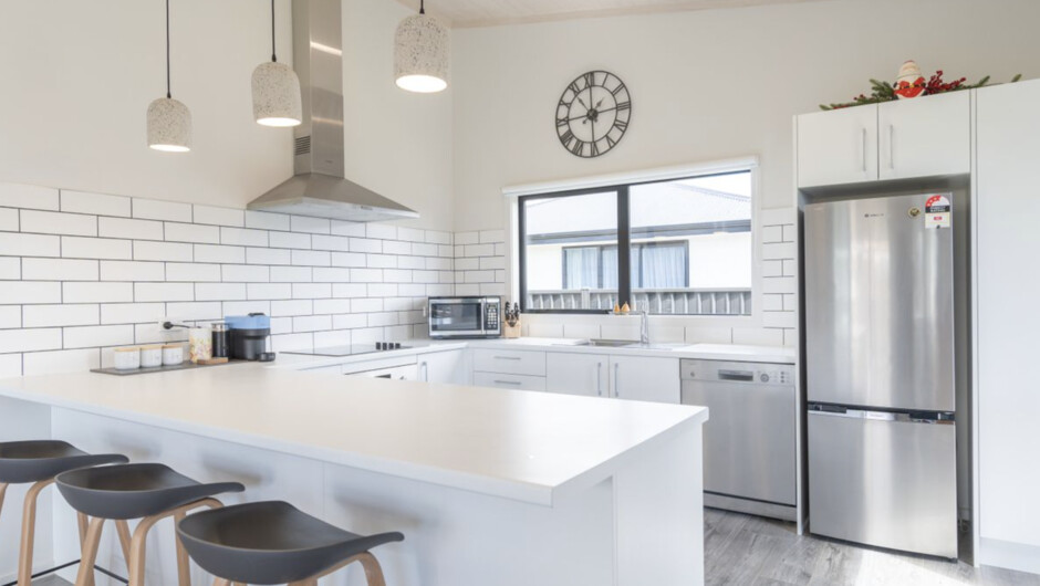 Pounamu Paradise - Te Anau Holiday Home