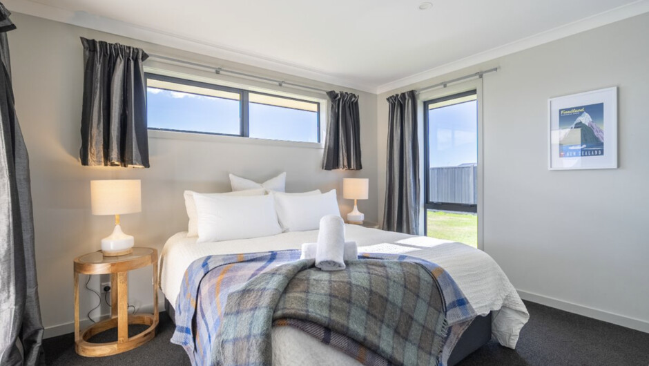 Mountainview Escape - Te Anau Holiday House