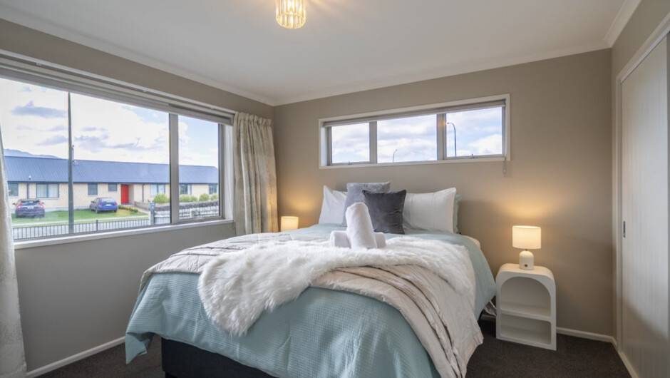Fiordland Vista Lodge - Te Anau Holiday Home