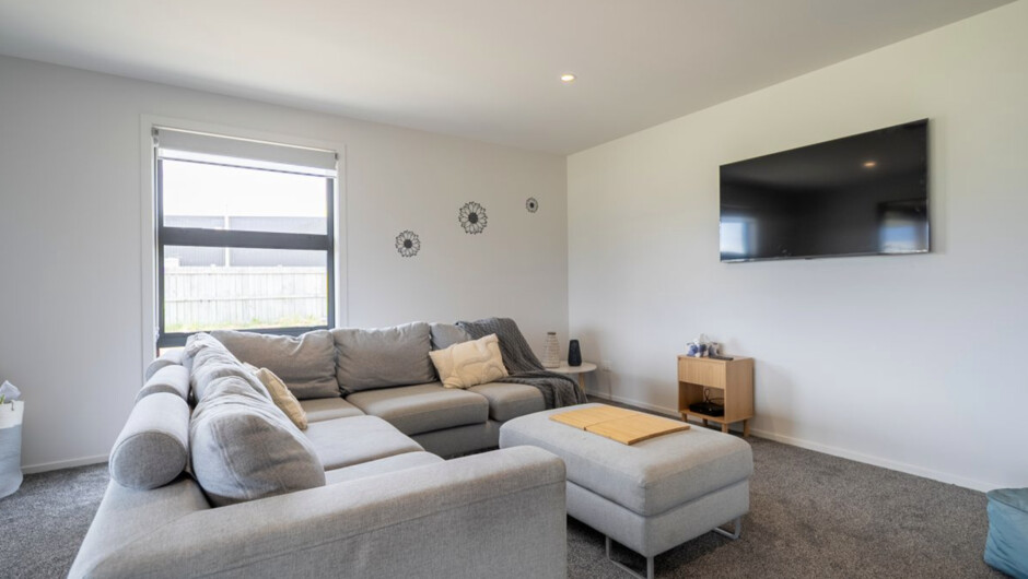 Breaksea Basecamp - Te Anau Holiday Home