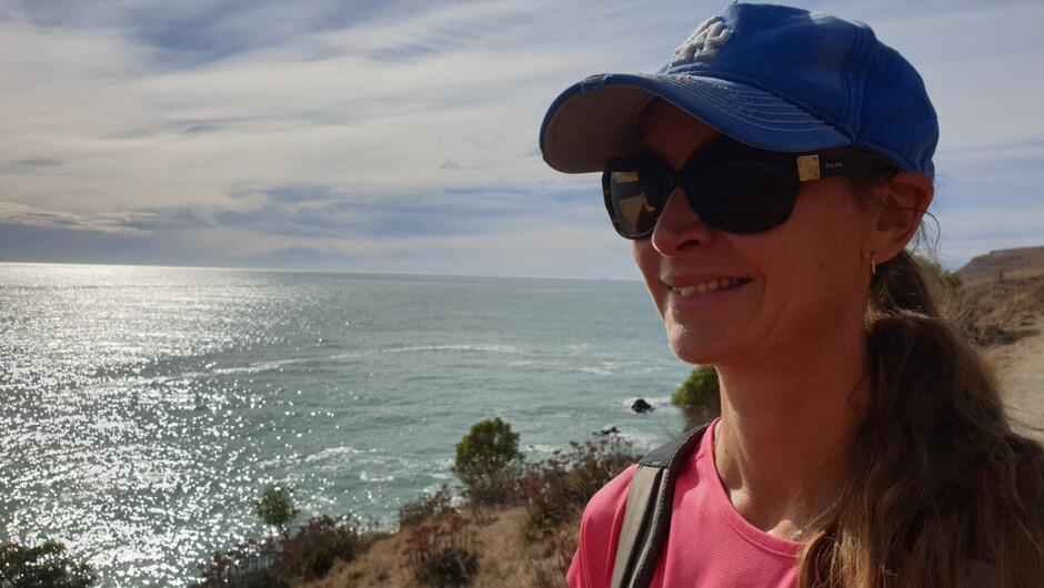 Guided walk on the Port Hills above Christchurch