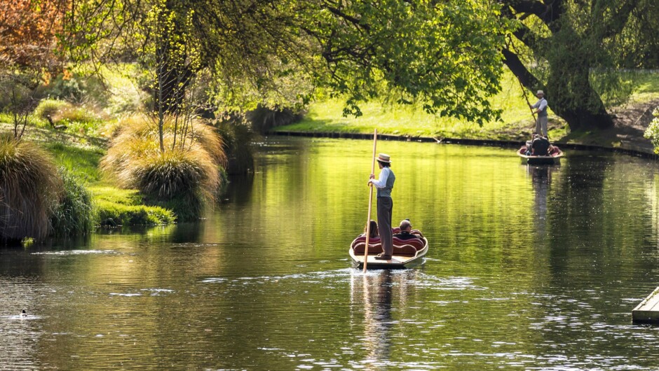 Punting on the Avon River beside the Botanic Gardens