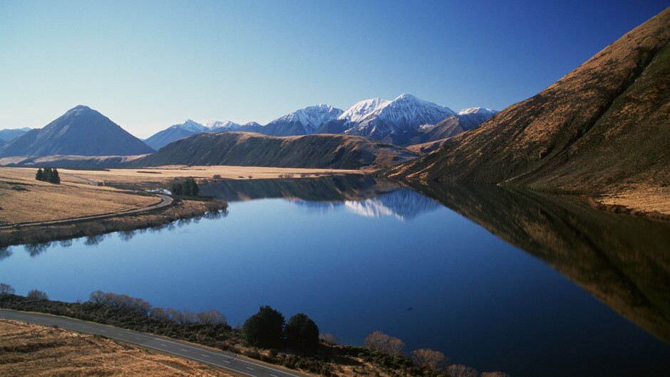 Lake Pearson on the alpine route
