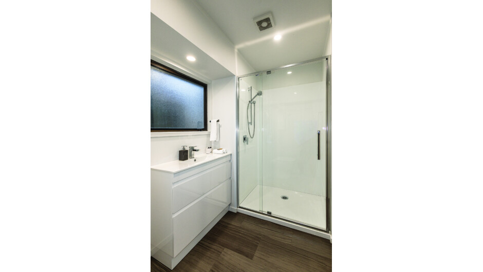 Alpine Chalets Mountain View Executive - Ensuit Bathroom