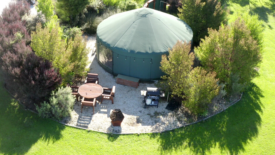 Outdoor dining area with ocean views, BBQ &amp; Fire Pit.