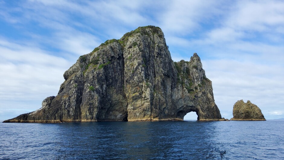 The Hole in the Rock, Russell