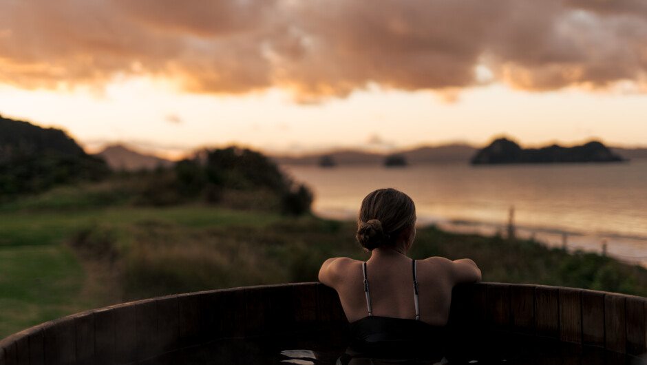 Hot Tub | Tasman Holiday Parks - Hahei Beach
