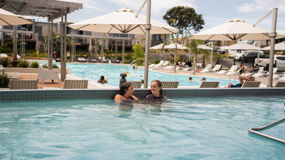 Resort Pool | Tasman Holiday Parks - Papamoa Beach