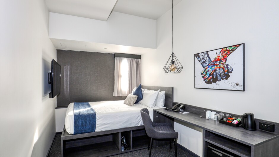 Our Standard Queen room is an ideal choice for comfortable and cosy accommodation. The room features a cosy queen-sized bed.