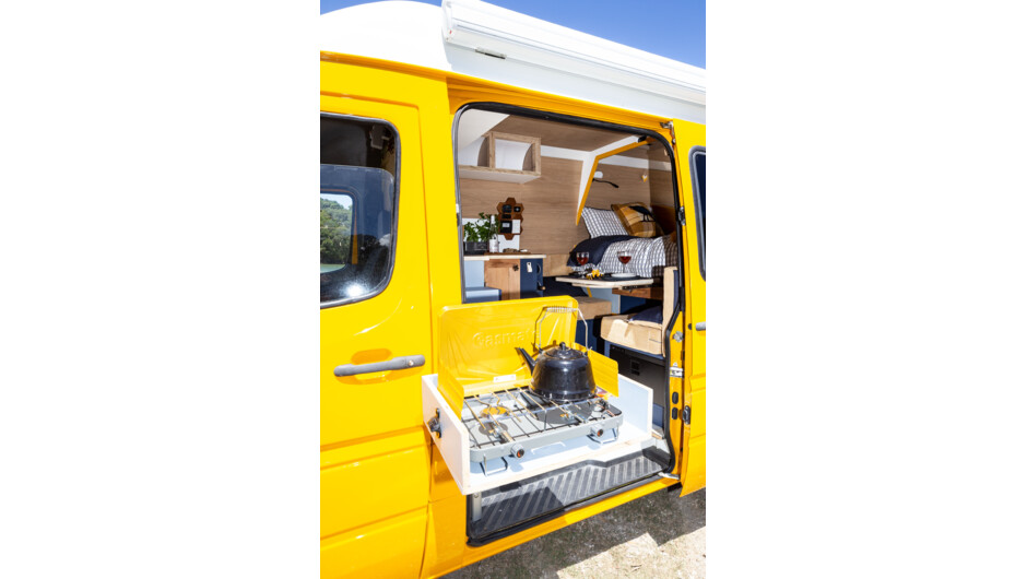Outdoor kitchen
