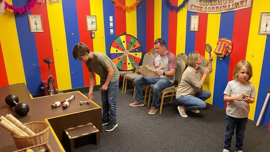 Room: Circus