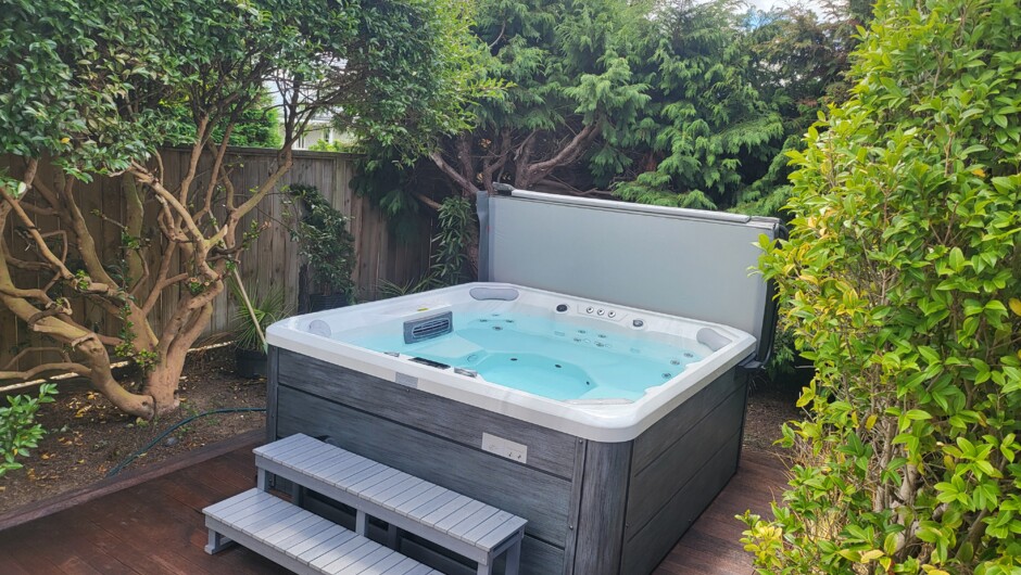 Spa pool