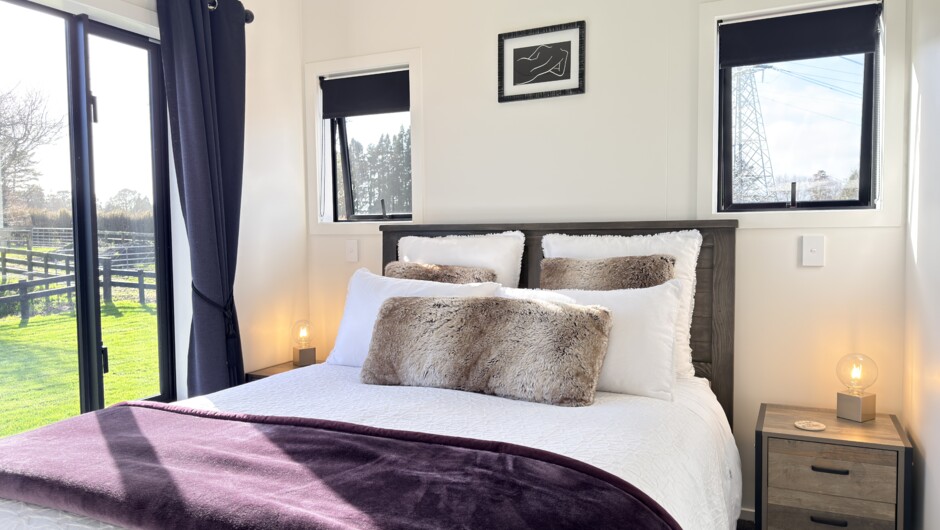 Main bedroom in Peachy