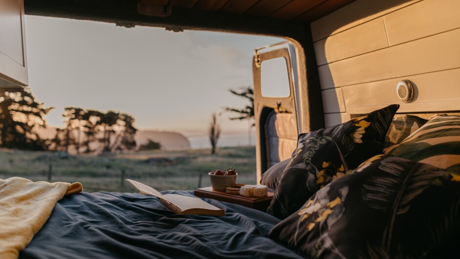 Bed and outdoor views