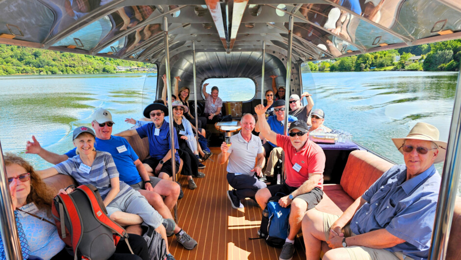 Private cruise to secluded hot pools on Lake Rotoiti, Rotorua