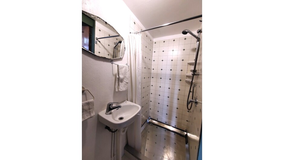 Ensuite bathroom in all rooms with toilet, shower and basin
